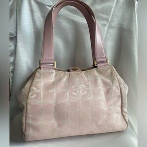 Authentic 💯 Pink Chanel Travel line bowler tote